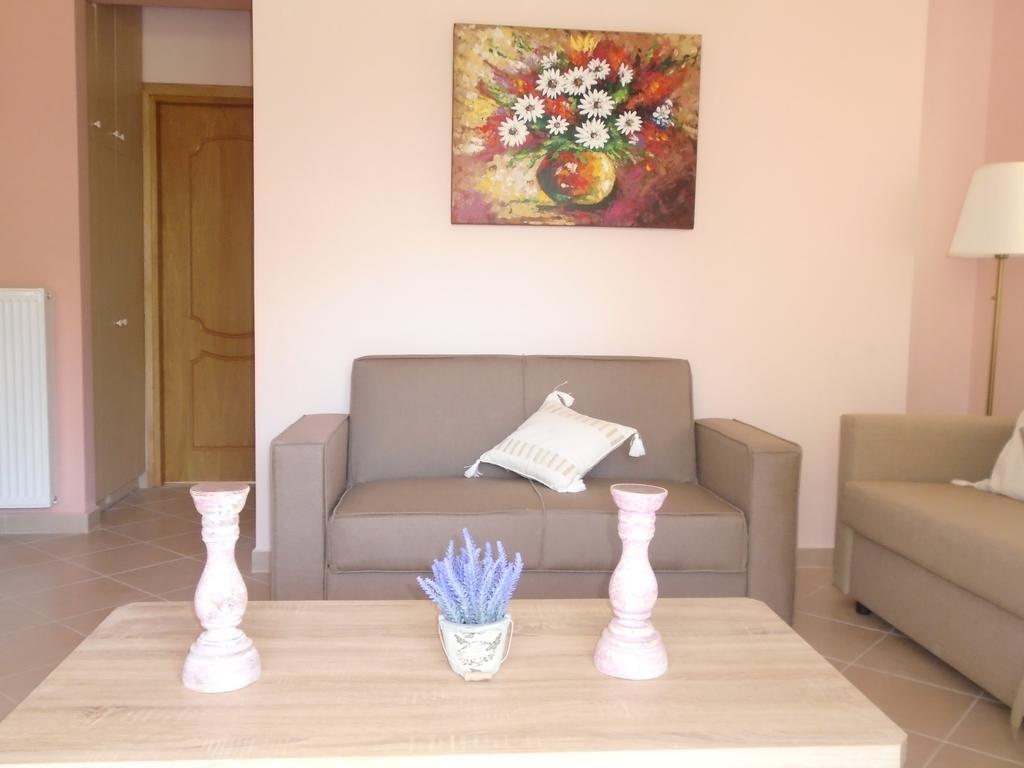 Socrates Family Apartments Kalligoni Экстерьер фото